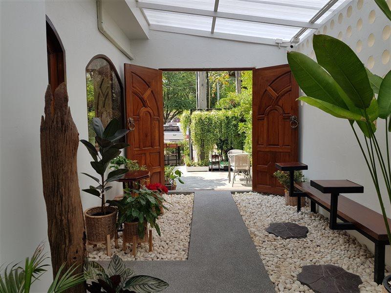 Shane Hotel Chiang Mai Exterior photo
